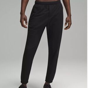Lululemon Mens Surge Jogger, size small; black, excellent condition